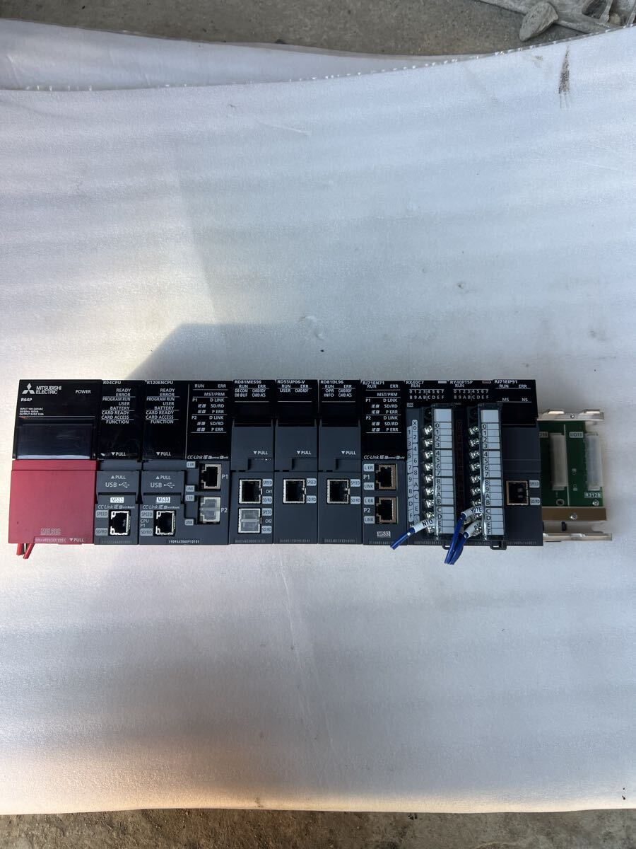 Mitsubishi R312B R64P R04CPU R120ENCPU RD81MES96 RD55UP06-V RD81DL96 RJ71EN71 RX40C7 RY40PT5P RJ71EIP91 Lab Equipment [u1247961780]