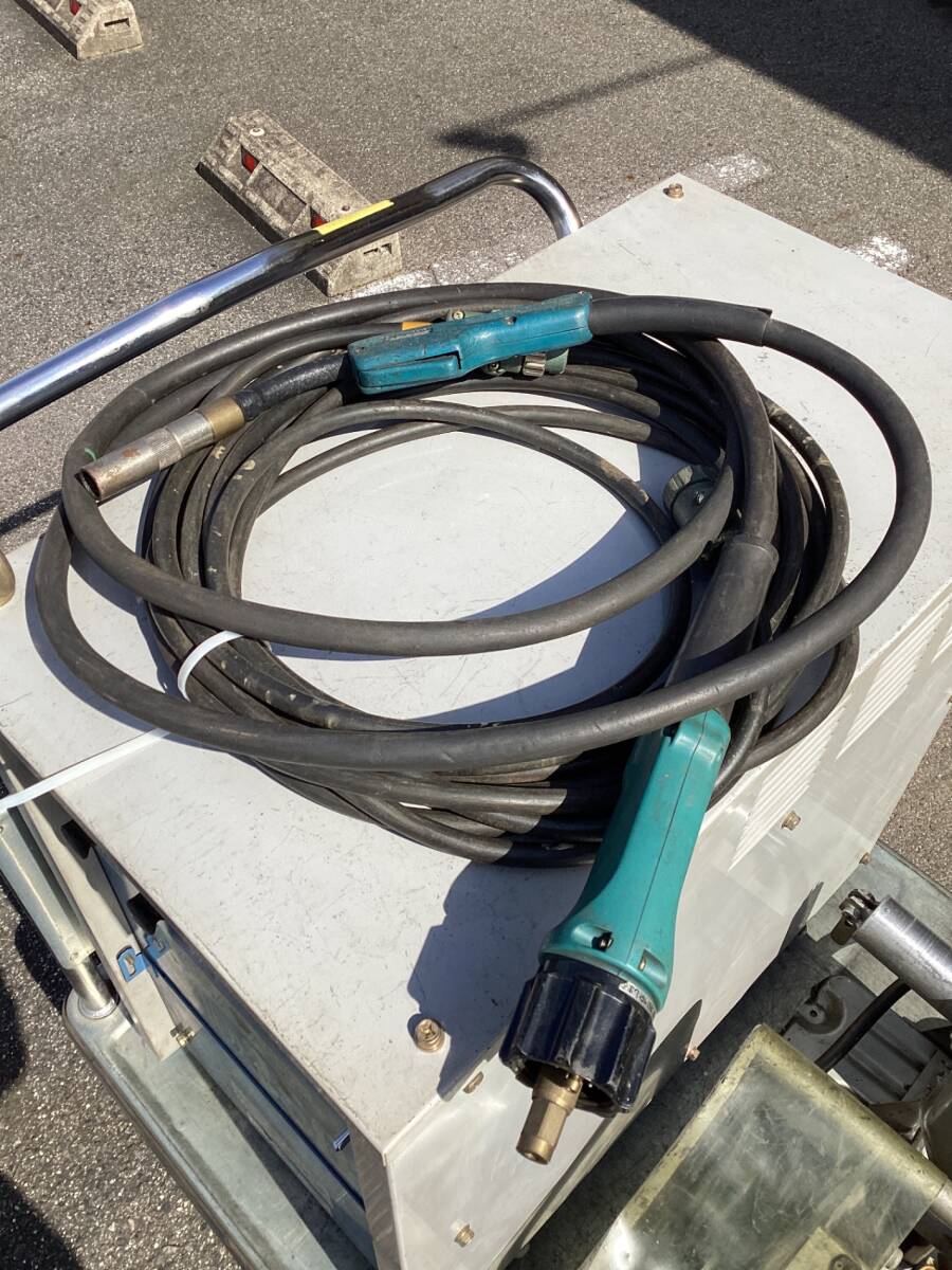 Daihen XD350 CO2 MAG Semi-Automatic Welding Machine [c1248662395]