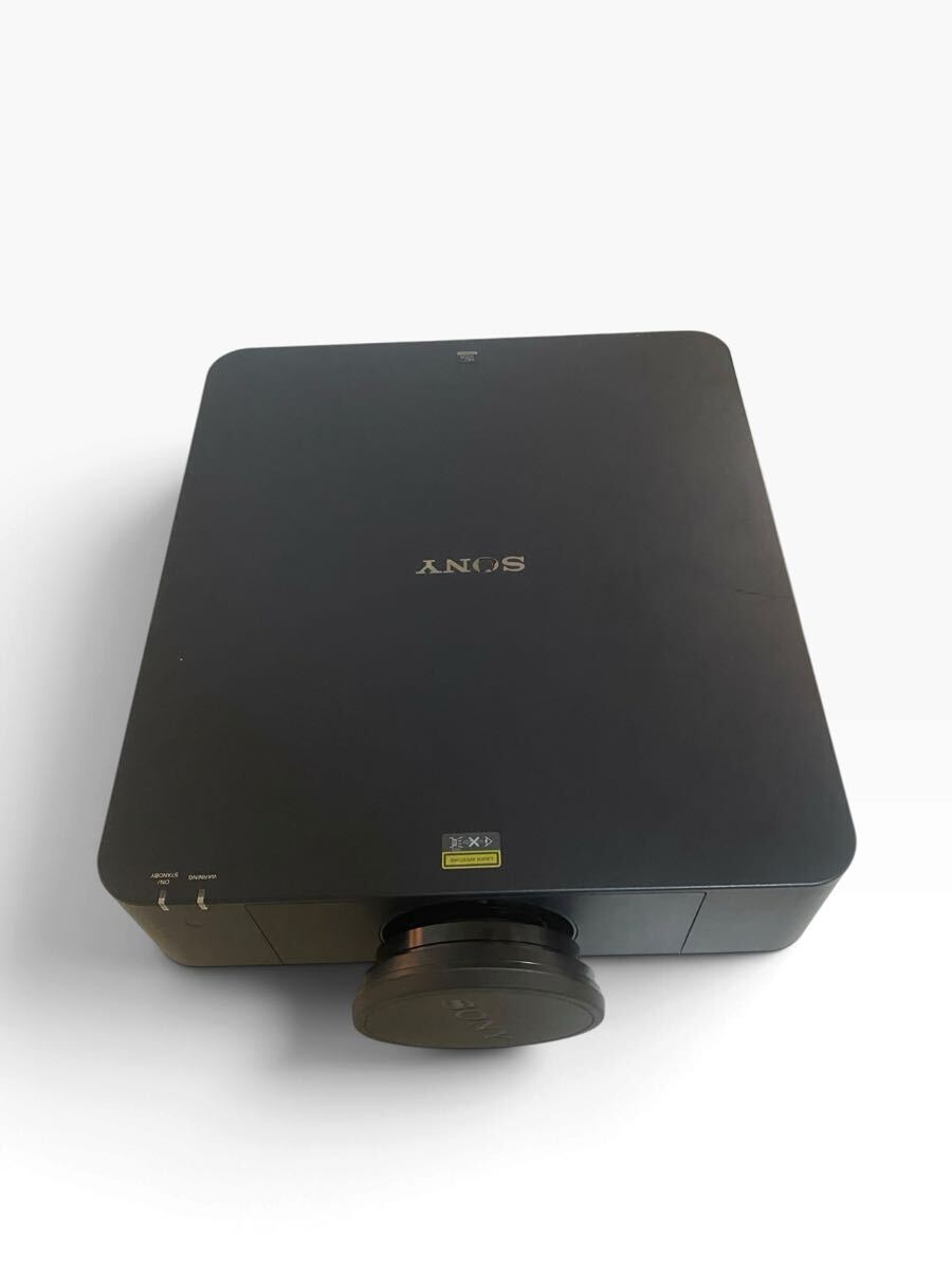 Sony VPL-FHZ61 Projector 138H Lamp Usage Time [f1248682449]