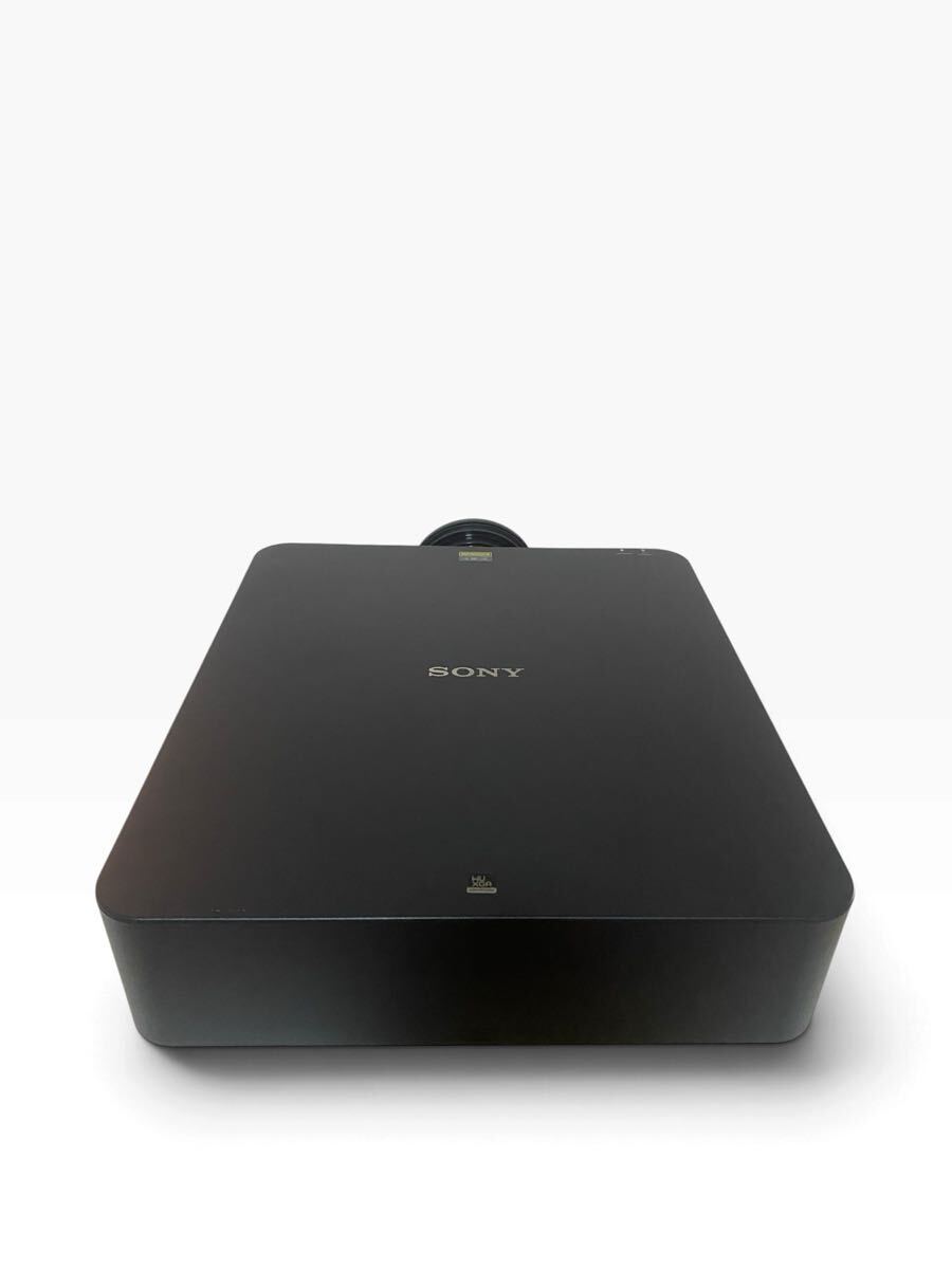 Sony VPL-FHZ61 Projector 138H Lamp Usage Time [f1248682449]