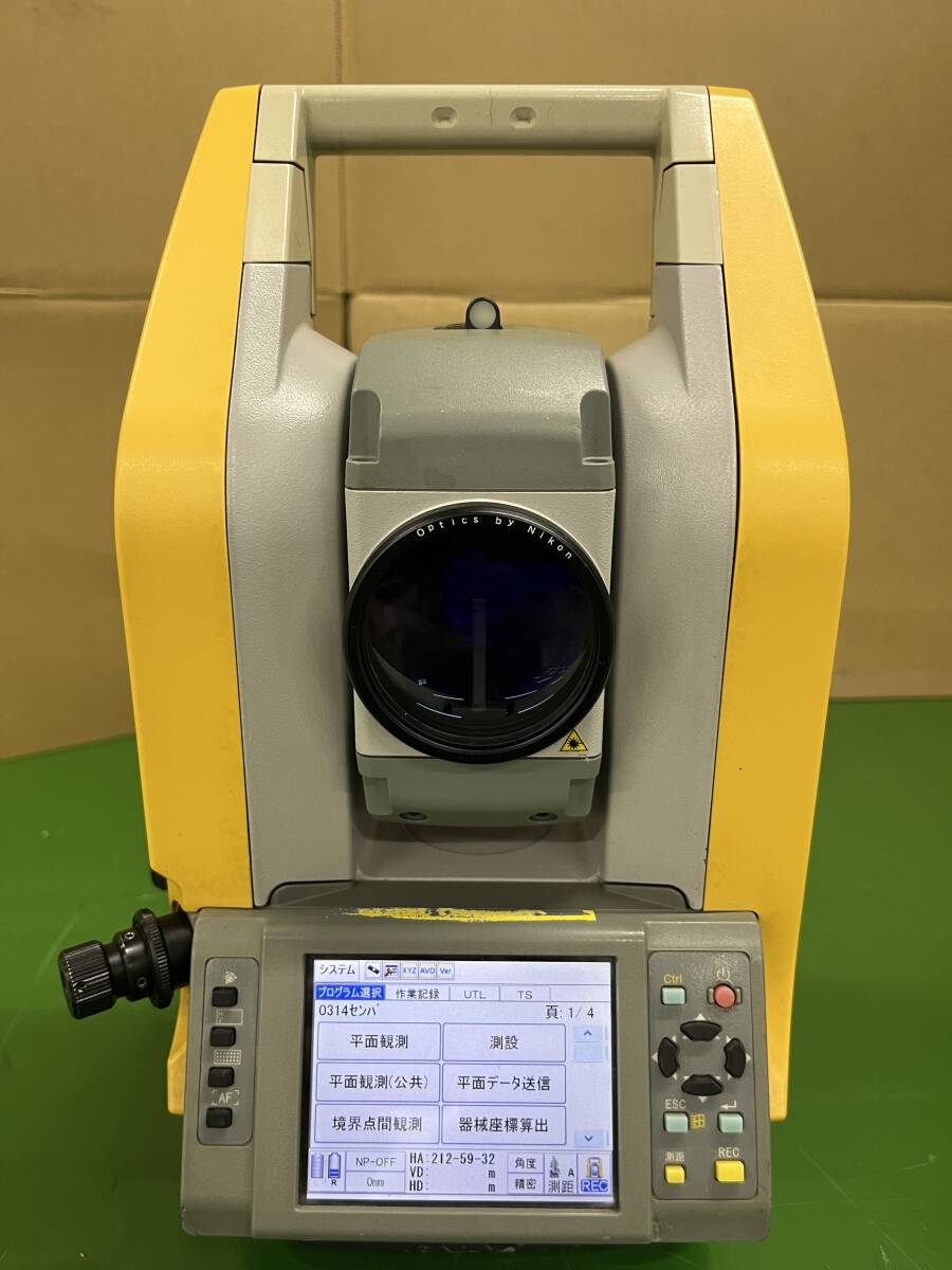 Trimble C5 Total Station with 4 Batteries and Charger (for parts or not working) [t1248894842]