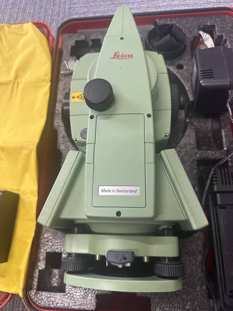 Leica TCRA1105plus Total Station [l1248936721]