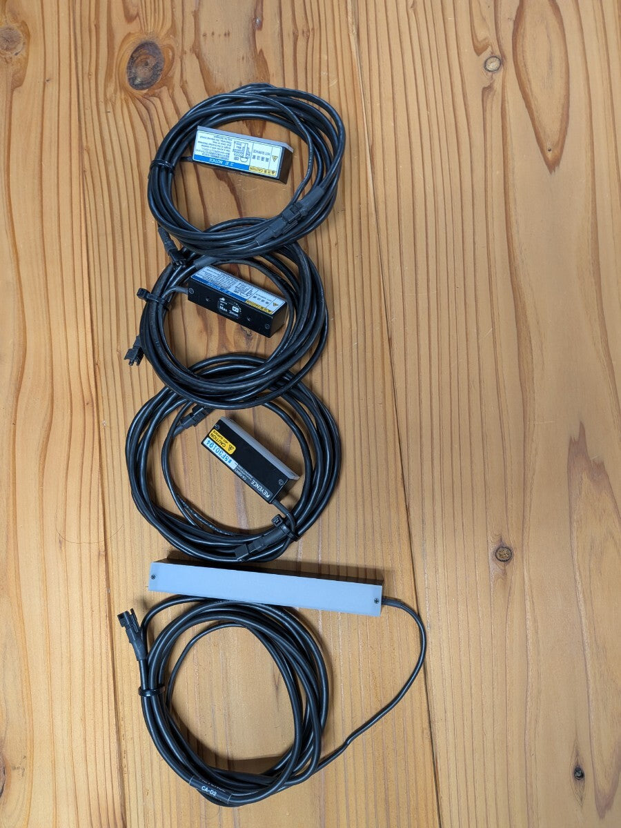 Keyence CA-MP81 VT3-V8 KV-1000 CV-2000 CV-3000 CV-X100R CA-DC21E CA-DBW5 CA-DBW13 CV-S035MH CV-S035MU CV-020 CV-035M CA-S2040 teli CCD Camera Lot (as-is) [u1249078403]