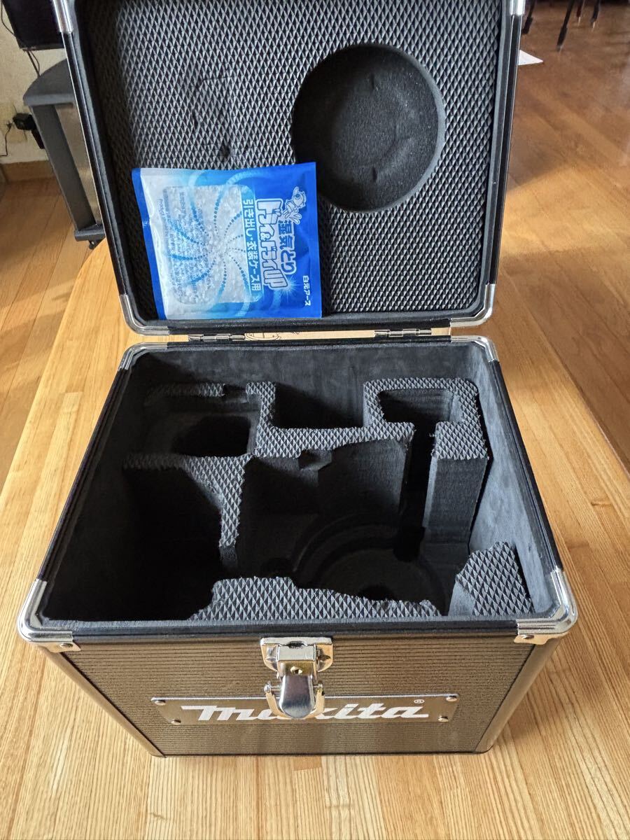 Makita SK507GDZ Laser Level with Charger and Battery [x1249253682]