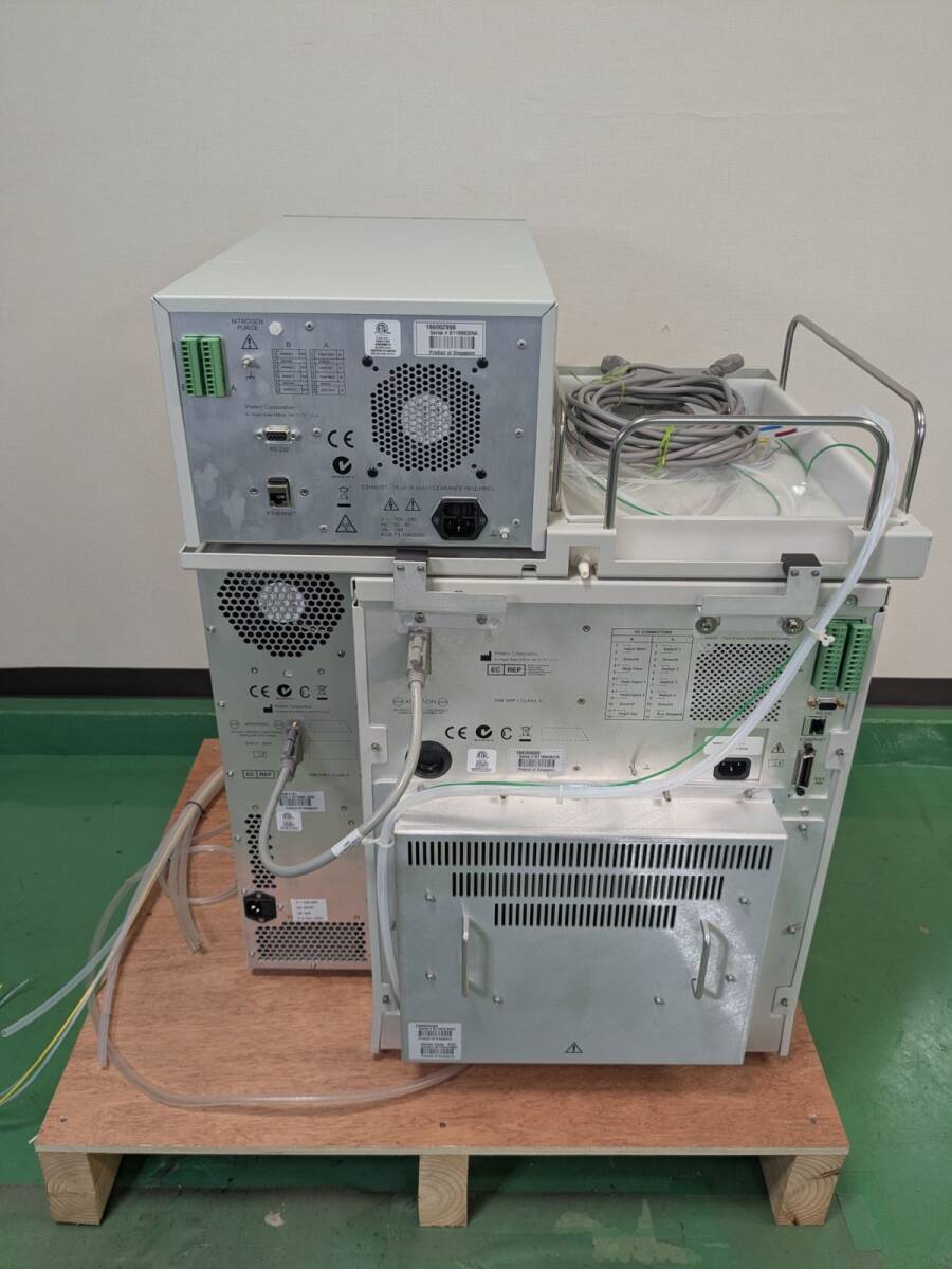 Waters e2695 HPLC Separation Module with PDA Detector 2998 [g1249783542]
