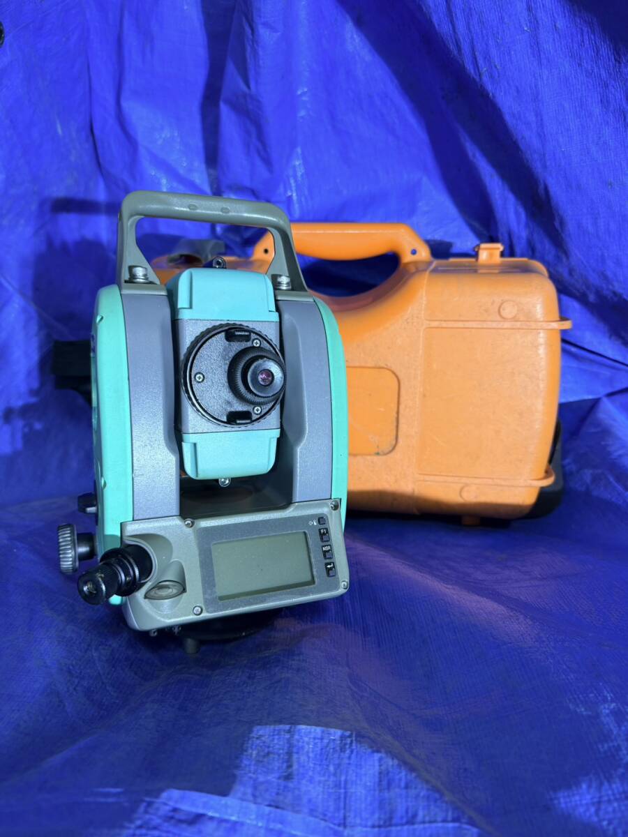 Nikon Trimble Nivo 5.SC Total Station Non-Prism 5" Accuracy 30x Magnification IP66 [1249837812]