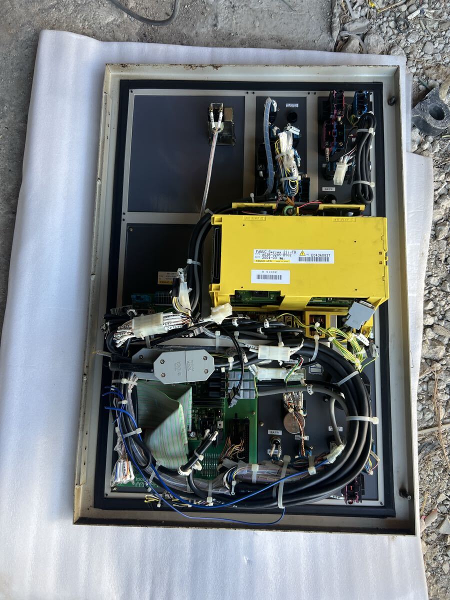 FANUC A02B-0285-B502 Operation Monitor MDI Unit [v1250104845]