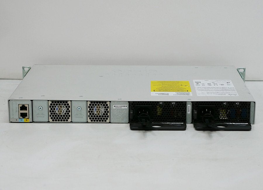 Cisco C9200L-48T-4X-E Switch [s1214122803]