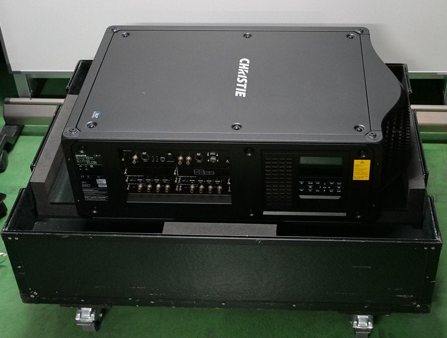 Christie Boxer 4K30 Projector 30000 Lumens 4096x2160 (as-is) [g1238996246]