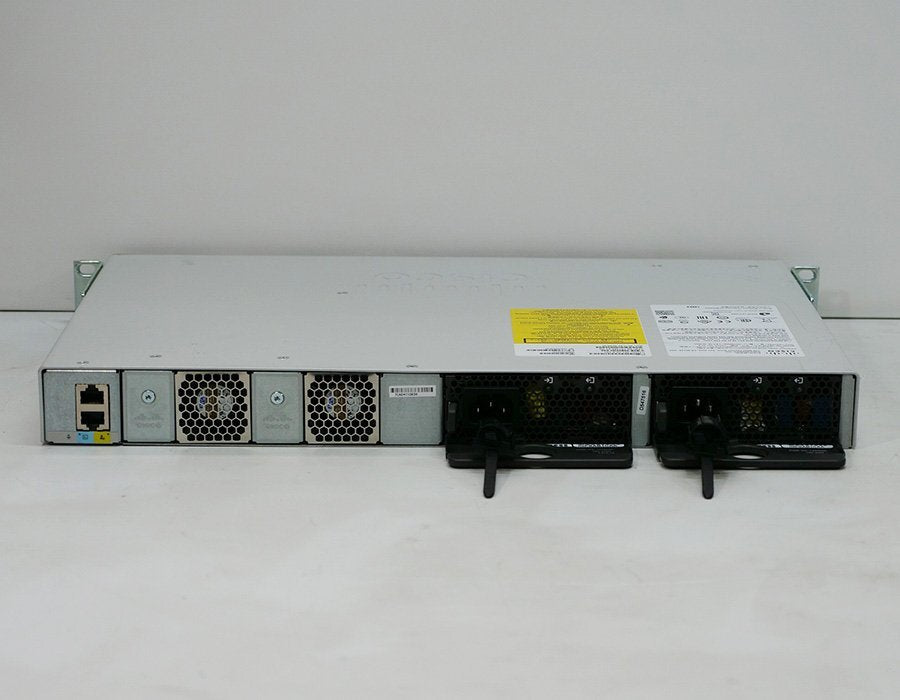 Cisco C9200L-48T-4X-E Switch Cisco Catalyst 9200 Series [l1209880572]