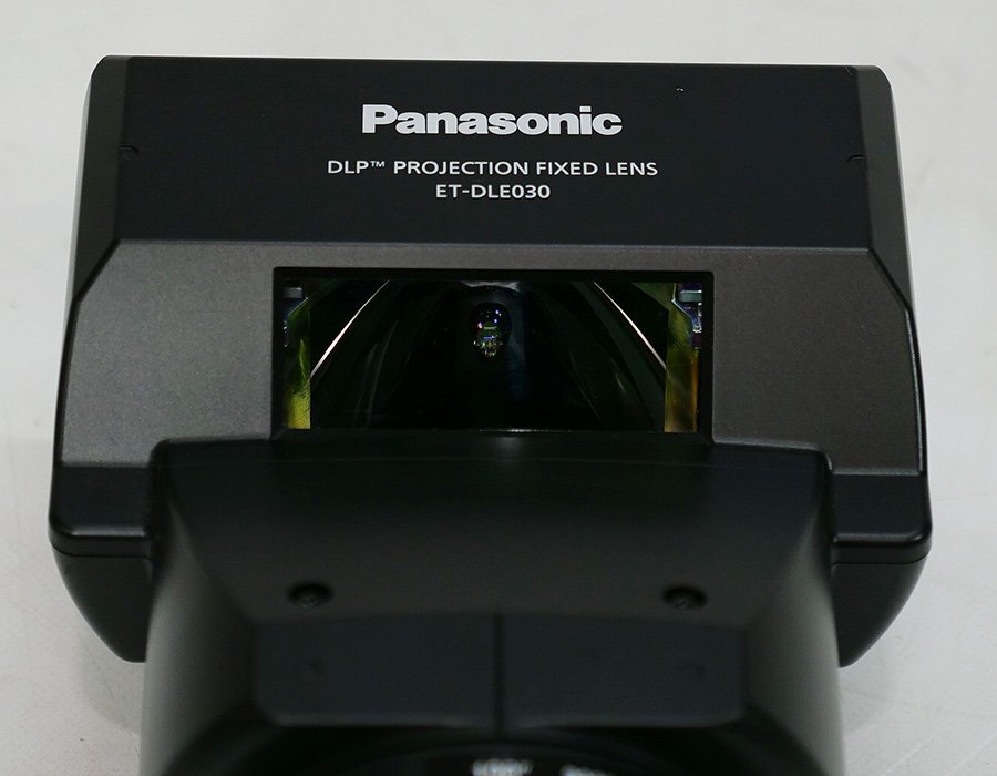Panasonic ET-DLE030 Fixed Focus Ultra Short Throw Lens for Projector [n1215079130]