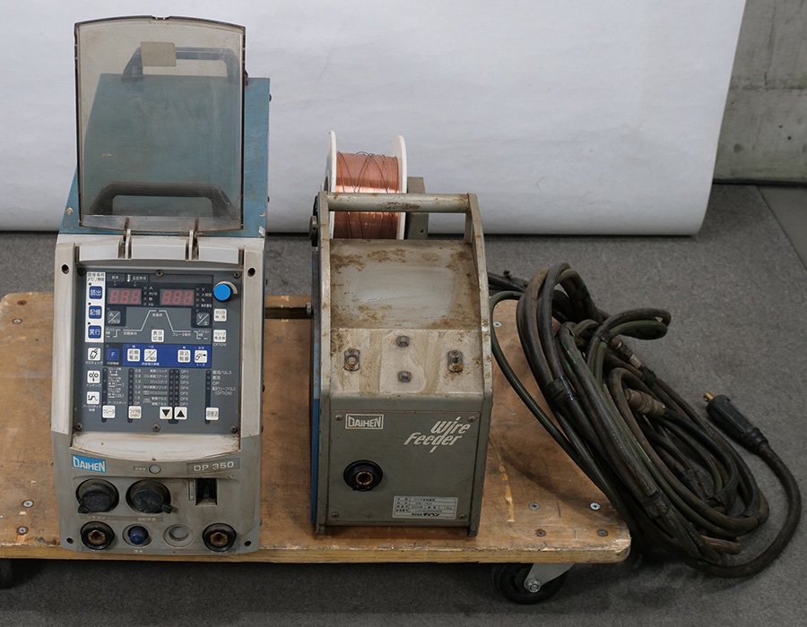 Daihen DP-350 Pulse MAG/MIG Welder with Wire Feed Unit 3-Phase 200V (for parts or not working) [n1248875418]