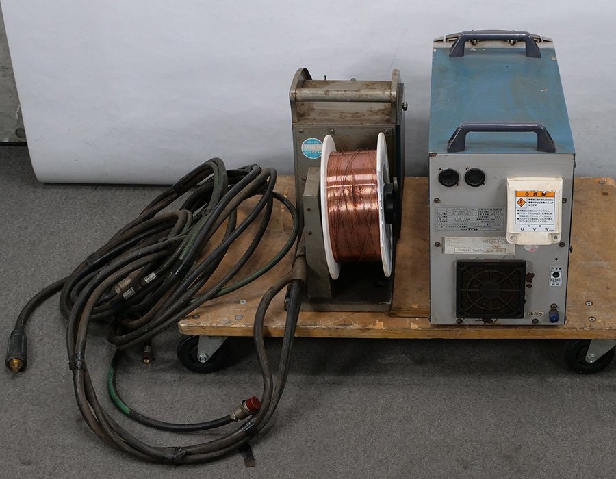 Daihen DP-350 Pulse MAG/MIG Welder with Wire Feed Unit 3-Phase 200V (for parts or not working) [n1248875418]