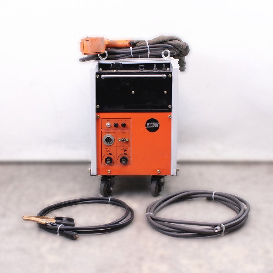 Daihen UPT-135 Spool-on-Gun MIG/MAG Semi-Automatic Welder [p1179517377]