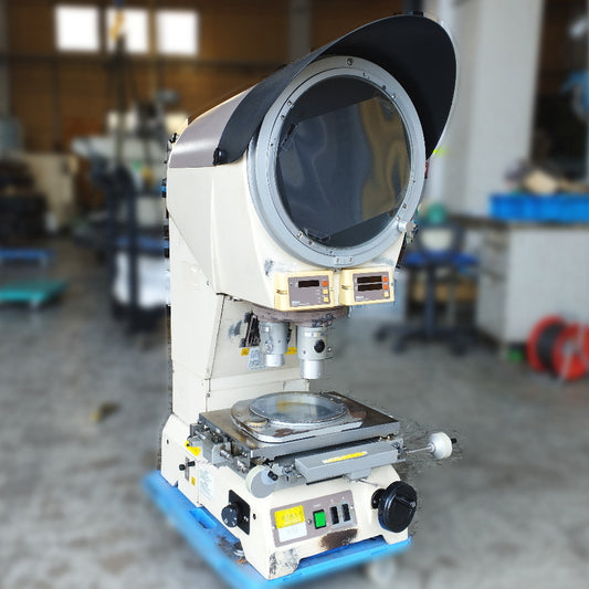 Nikon V-12B Projector [e1186725119]