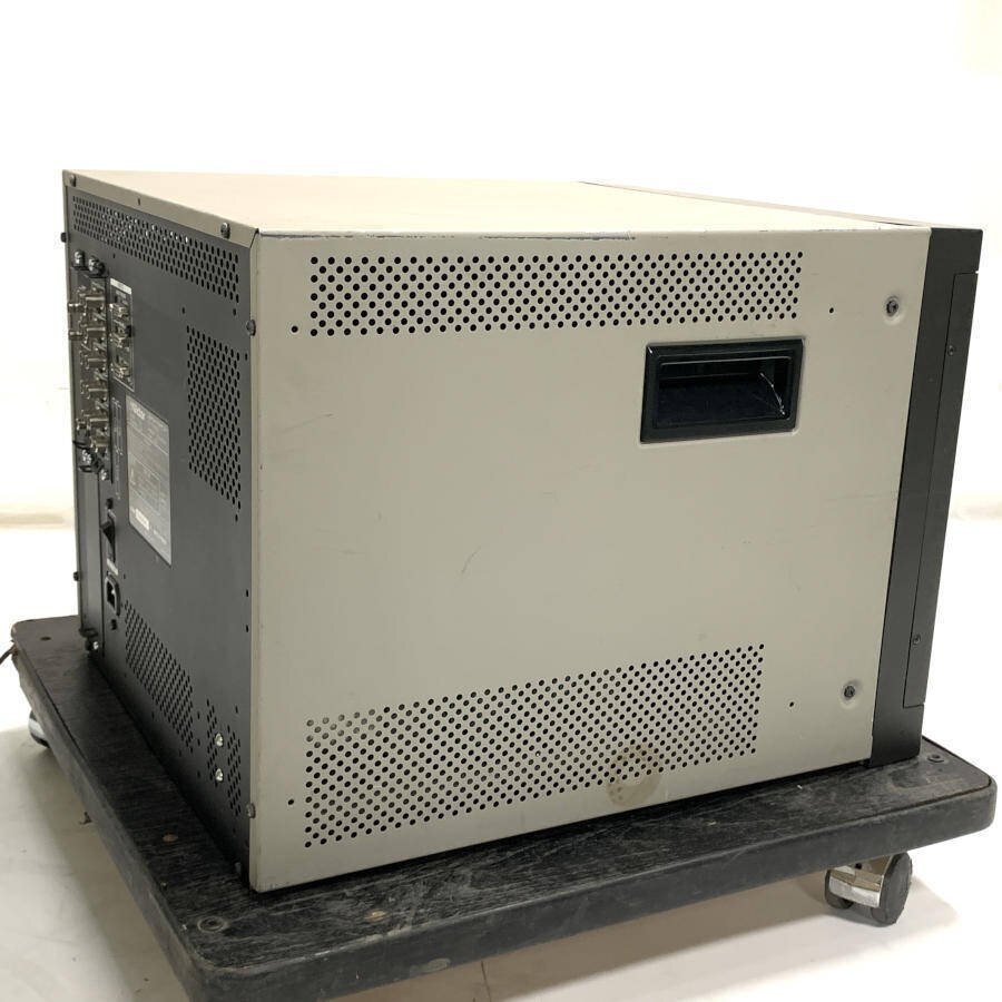 Victor DT-V1910C 19-inch Multi-format Video Monitor [q1195124498]