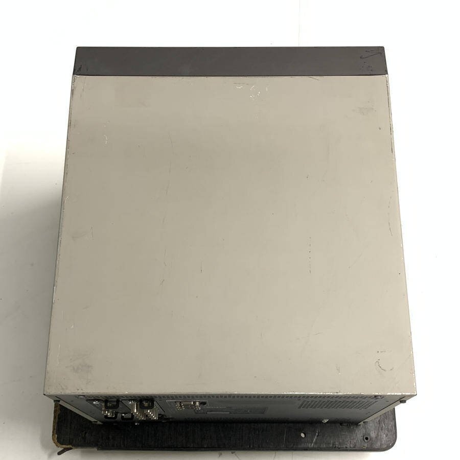 Victor DT-V1910C 19-inch Multi-format Video Monitor [q1195124498]