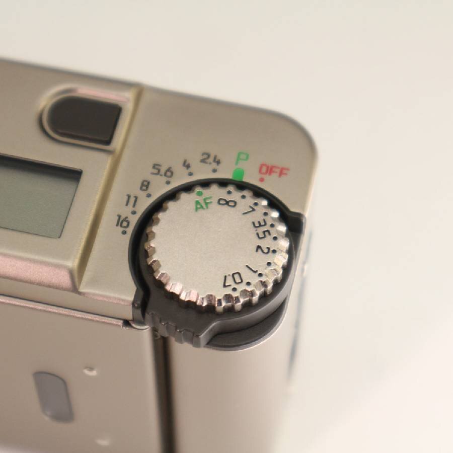 Leica Minilux Film Camera Body Gold F2.4 40mm [e1216370472]