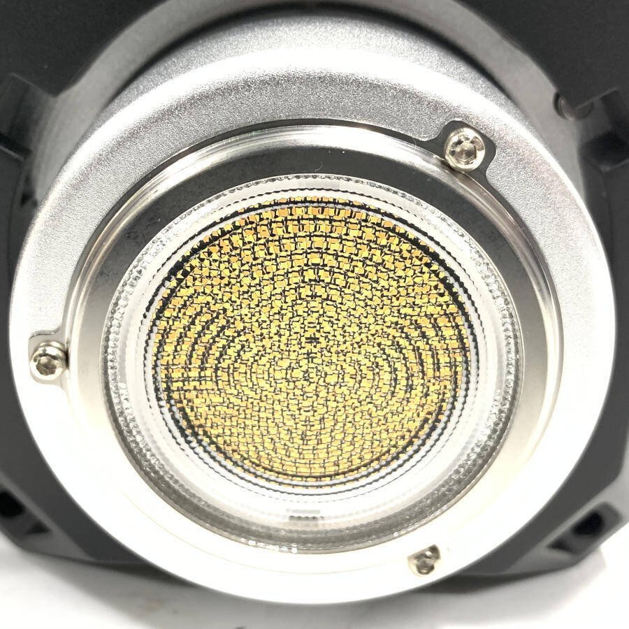 APUTURE Light Storm 600x Pro COB LED Light 2700K-6500K with Remote and Case [e1231654044]