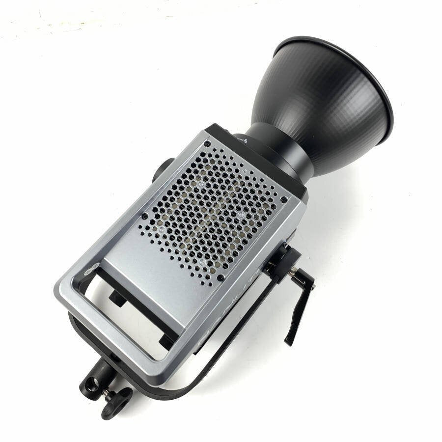NANLITE FC-500C LED Spotlight 520W with Power Supply and Mount [d1236252943]