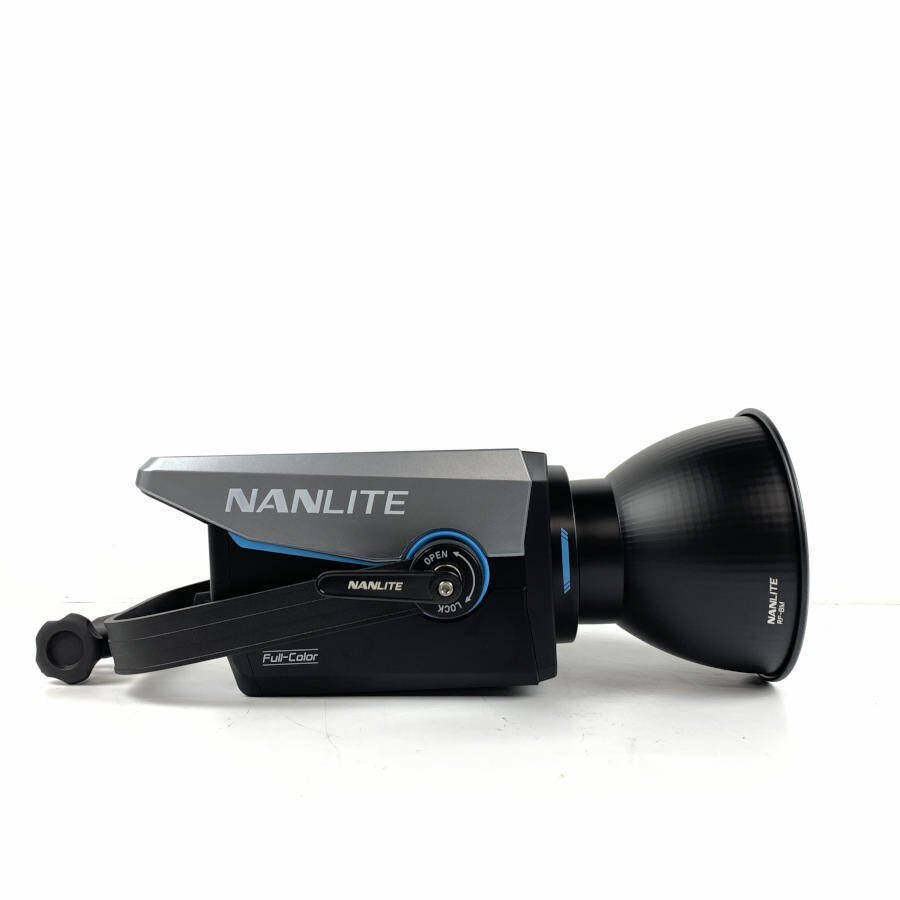 NANLITE FC-500C LED Spotlight 520W with Power Supply and Mount [d1236252943]