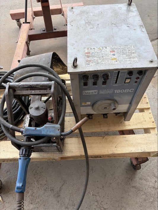 Daihen Dyna Auto Mini 180BC CO2 Semi-Automatic Welding Machine [x1232577214]