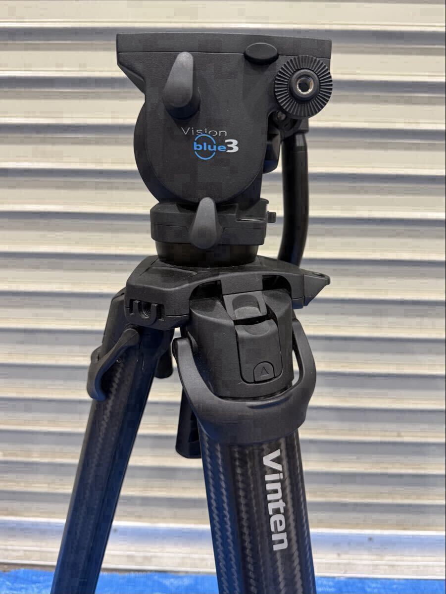 Vinten VB3-FTGS Vision blue3 System with Ground Spreader and Flowtech Legs [l1241804004]