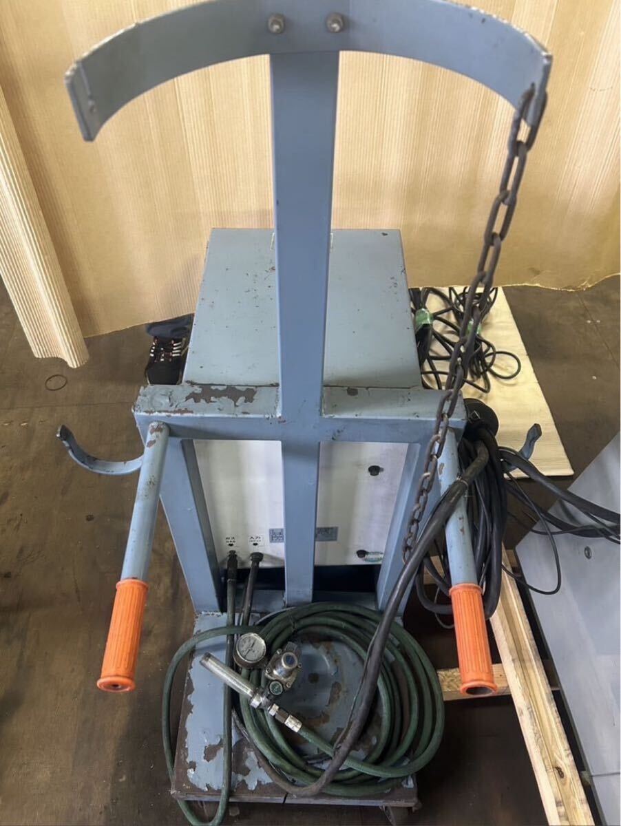 Daihen Unipet CPSS-135 CO2/MAG Welding DC Power Source [j1195140814]