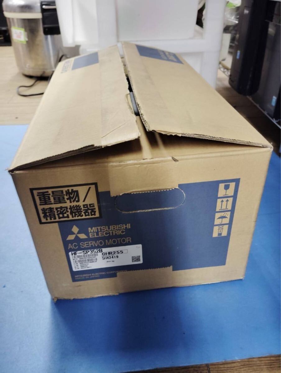 Mitsubishi Electric HF-SP352B Servo Motor 3.5kw [v1173599612]