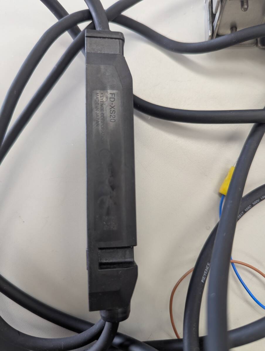 Keyence FD-X1 Flow Meter Set Metal φ8.3 to 10.8 [v1180315514]