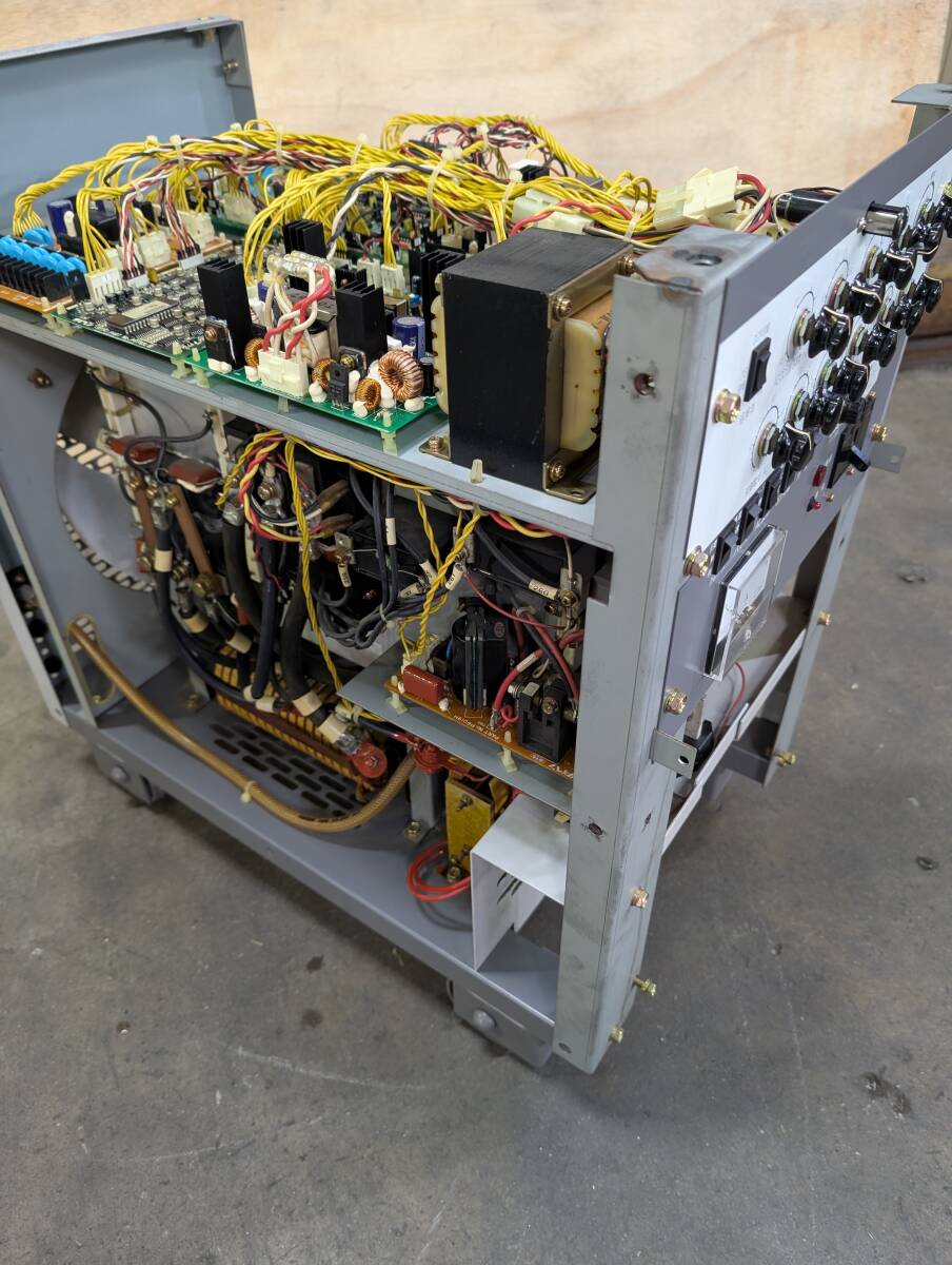 Daihen AVP-200P Inverter Elecon AC/DC TIG Welder [j1237772440]