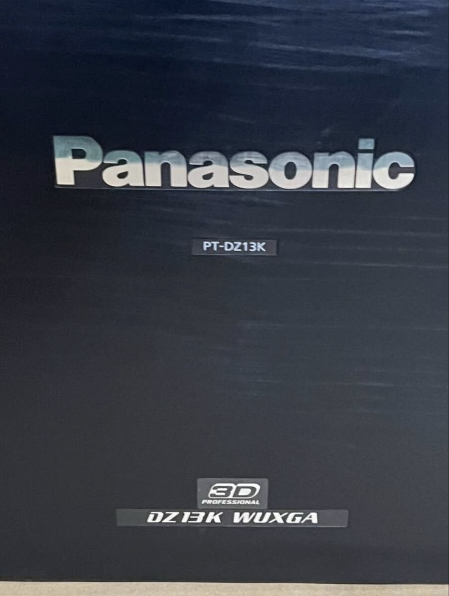 Panasonic PT-DZ13K Projector with ET-D75LE20 Lens 12000lm [v1249488811]