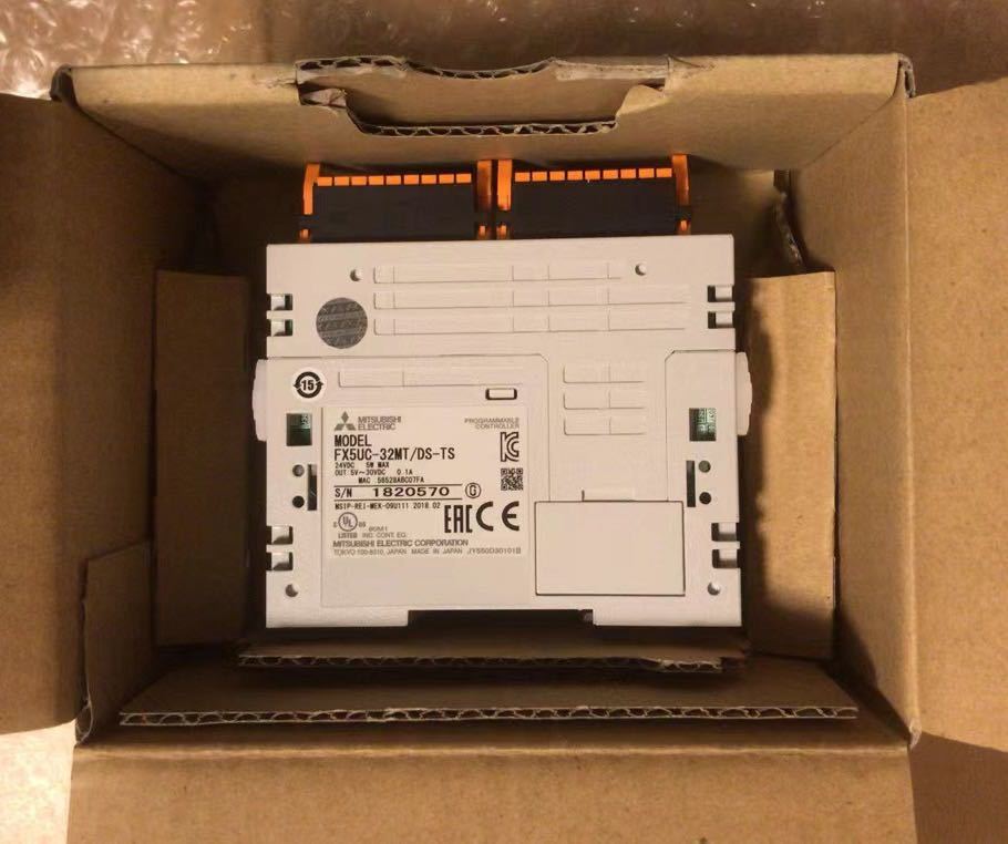 Mitsubishi Electric FX5UC-32MT/DS-TS PLC [m1057348573]
