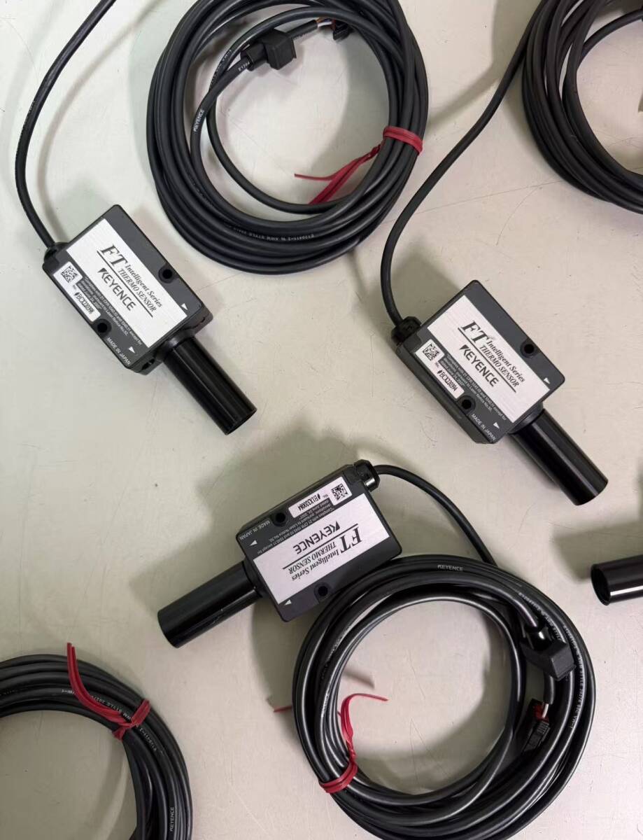 KEYENCE FT-H50 Digital Radiation Temperature Sensor Medium and Low Temperature Type [l1215234395]