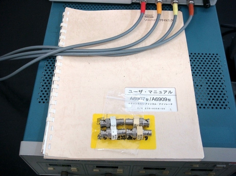 Tektronix A6907 Isolator 4CH DC-60MHz with Probes [1103760492]