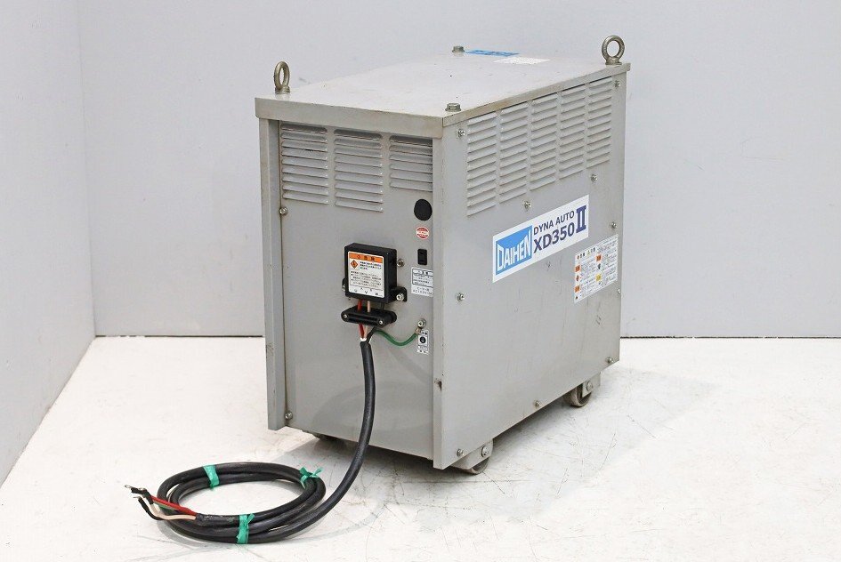 Daihen CPXD-350 Dyna Auto XD350 II CO2/MAG Semi-Automatic Welder 200V [o1239413218]