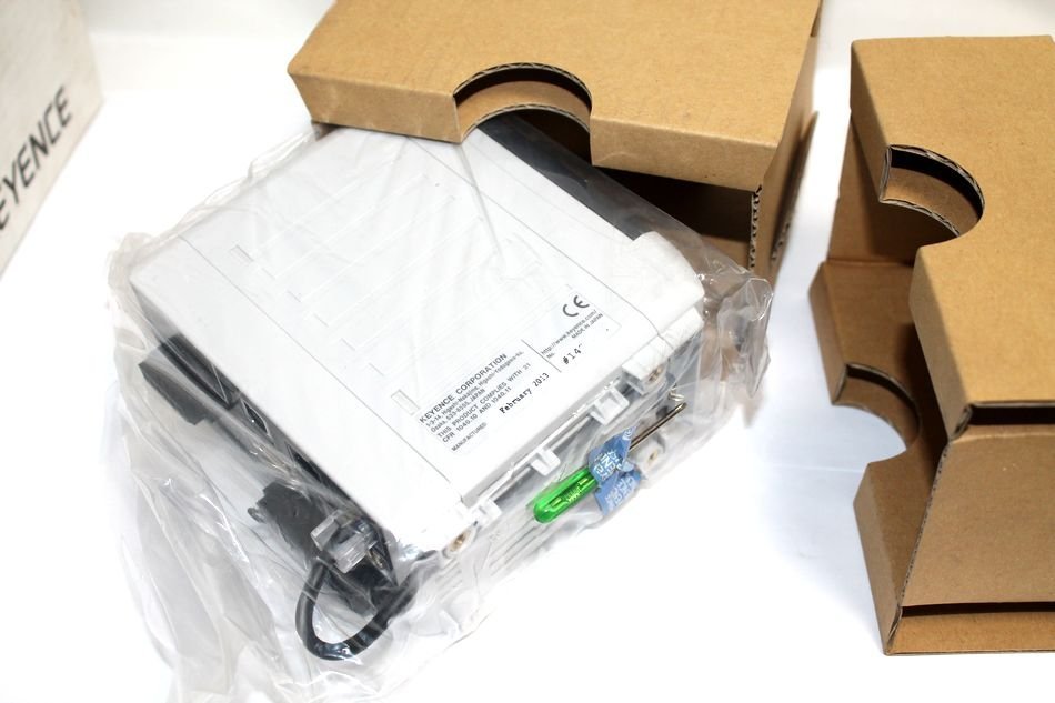 KEYENCE LK-G3000V Laser Displacement Meter Controller [r1090142792]