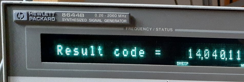 HP 8644B Signal Generator [m1171004172]