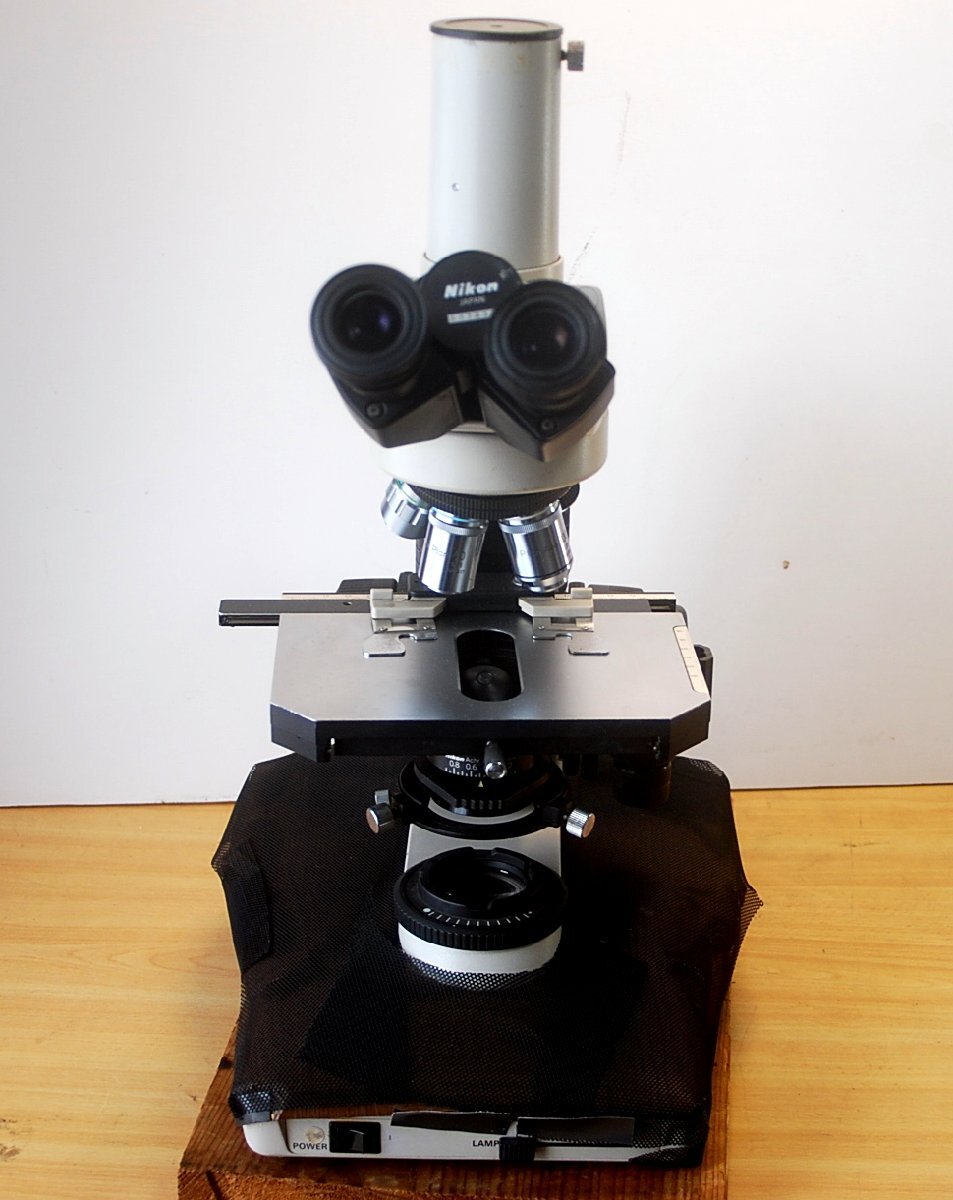 Nikon Y2 Microscope with Splan4X, CF-plan 10X, DplanAPO20X, CF-plan40X, CF-planAPO100Xoil, 12V 30W Halogen Lamp, Ceramic Stage [t1241578802]