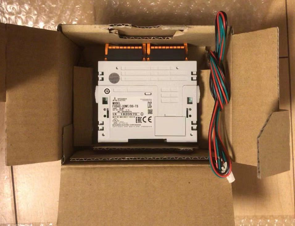 Mitsubishi Electric FX5UC-32MT/DS-TS PLC [m1057348573]