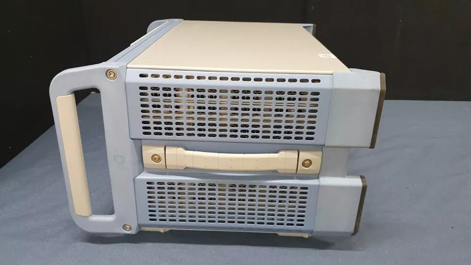 NBC R&S ZNB8 Vector Network Analyzer 9kHz to 8.5GHz 4 Ports [1162981697]