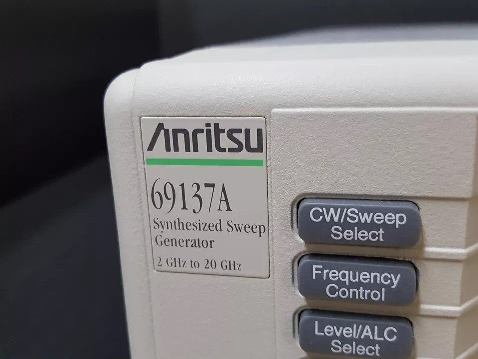 Anritsu 69137A Synthesized Sweep Generator 2GHz to 20GHz [k1143067652]