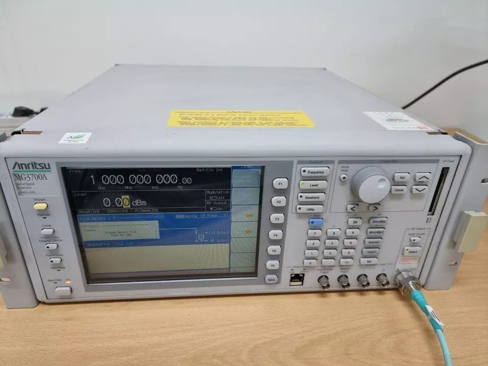Anritsu MG3700A Vector Signal Generator 250kHz-3GHz Opt. 02 21 [l1145916093]