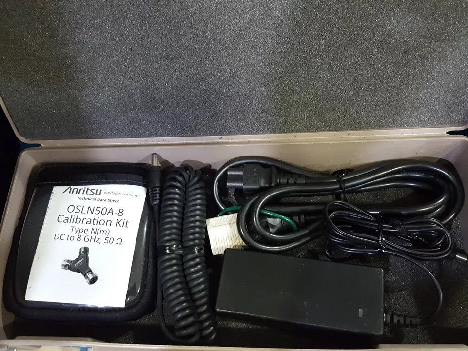 Anritsu S331E Site Master 2MHz-4GHz with Accessories Option 31 [q1159741463]