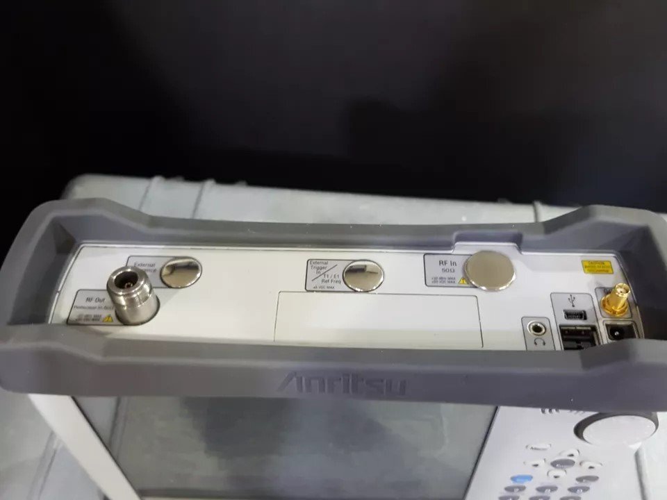 Anritsu S331E Site Master 2MHz to 4GHz with Accessories Opt. 31 [b1159752370]