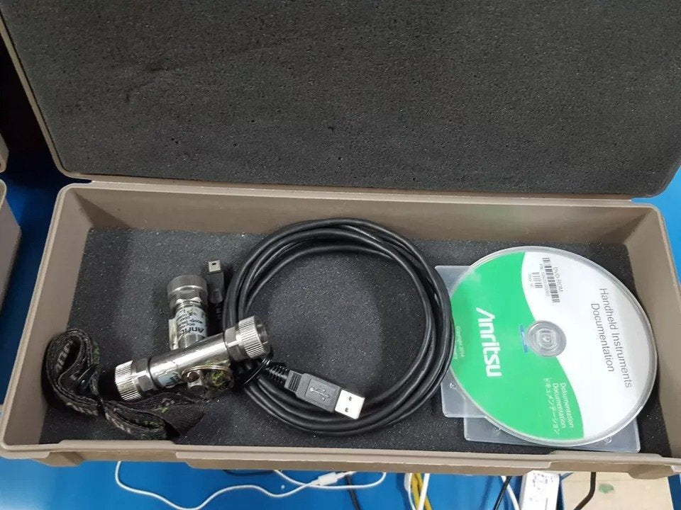 Anritsu S331L Handheld Cable and Antenna Analyzer 4GHz [w1160718602]