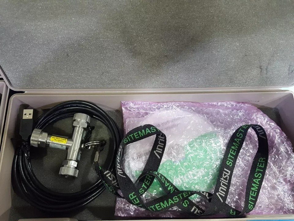 Anritsu S331L Handheld Cable and Antenna Analyzer 4GHz [b1160728848]