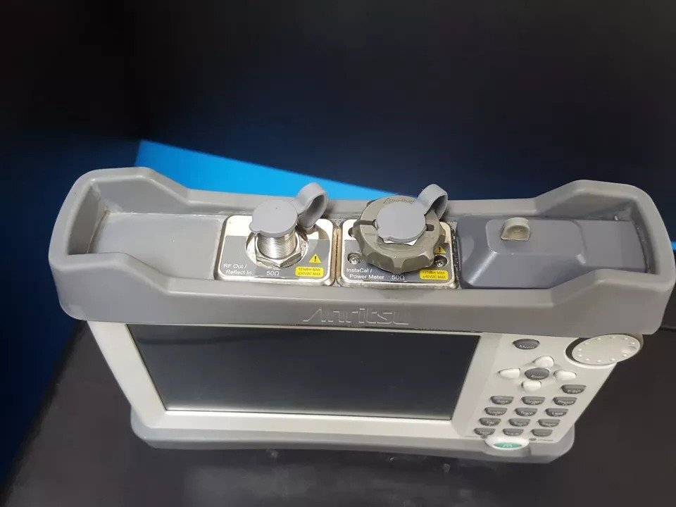 Anritsu S331L Handheld Cable and Antenna Analyzer 4GHz [m1160715840]