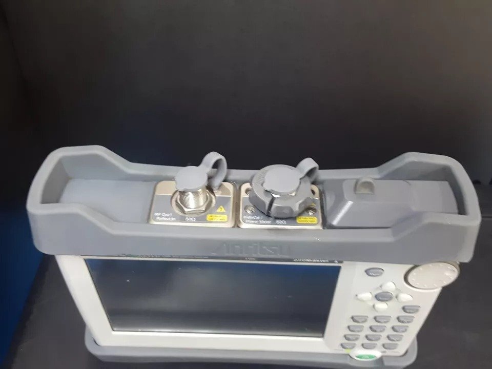 Anritsu S331L Handheld Cable and Antenna Analyzer 4GHz [g1160849321]