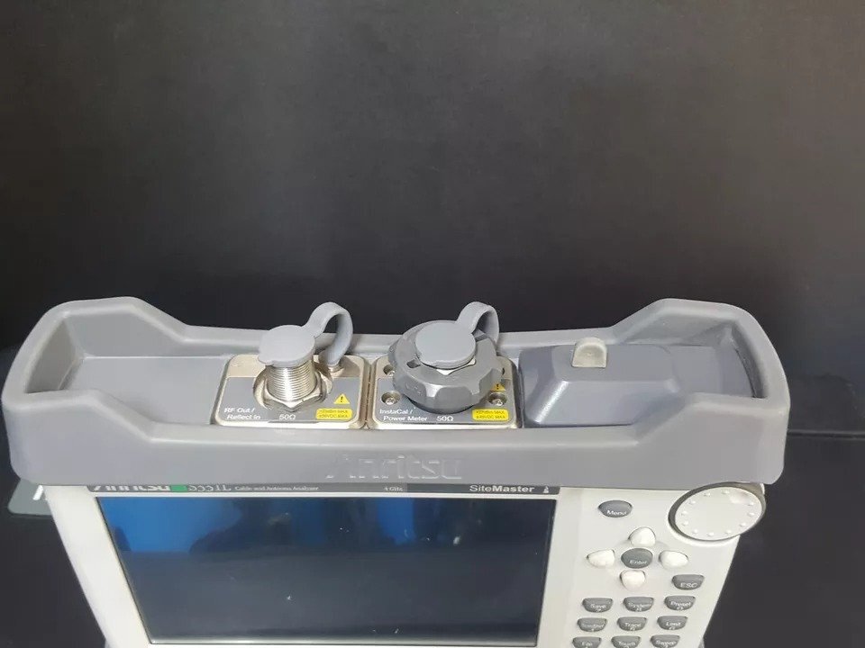 Anritsu S331L Handheld Cable and Antenna Analyzer 4GHz [e1160856907]